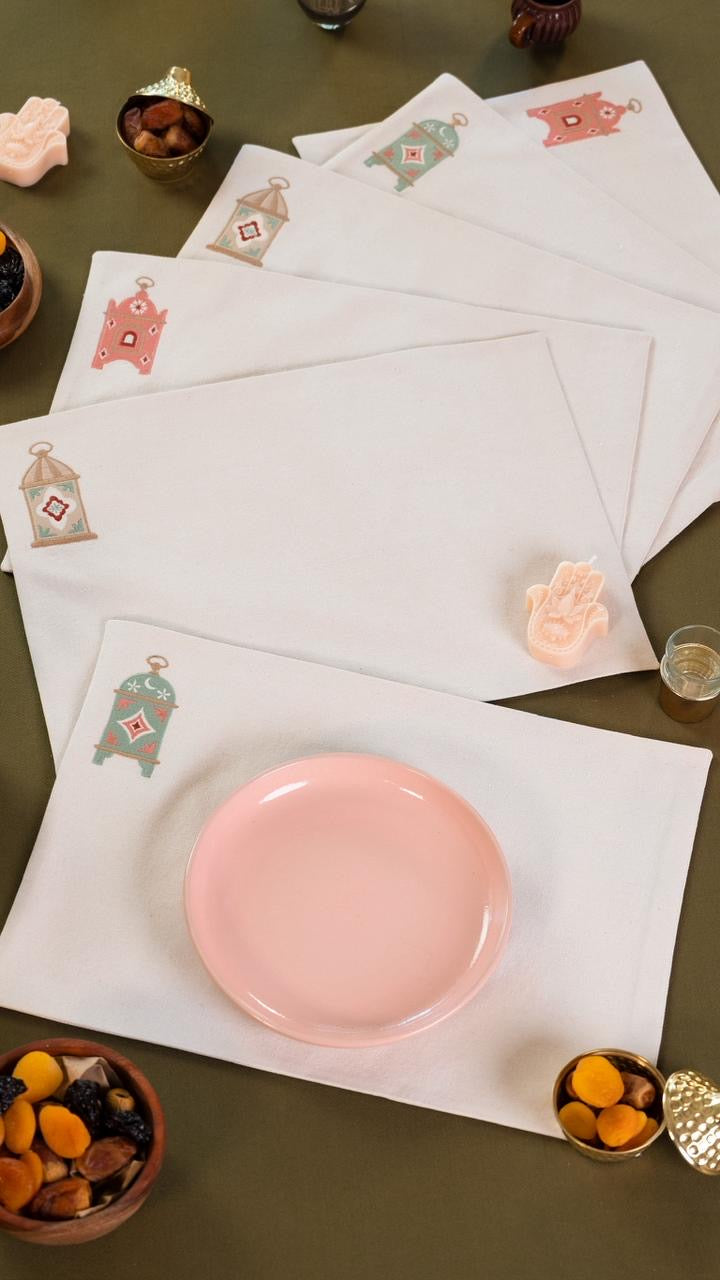 Pastel Lanterns Placemats Set