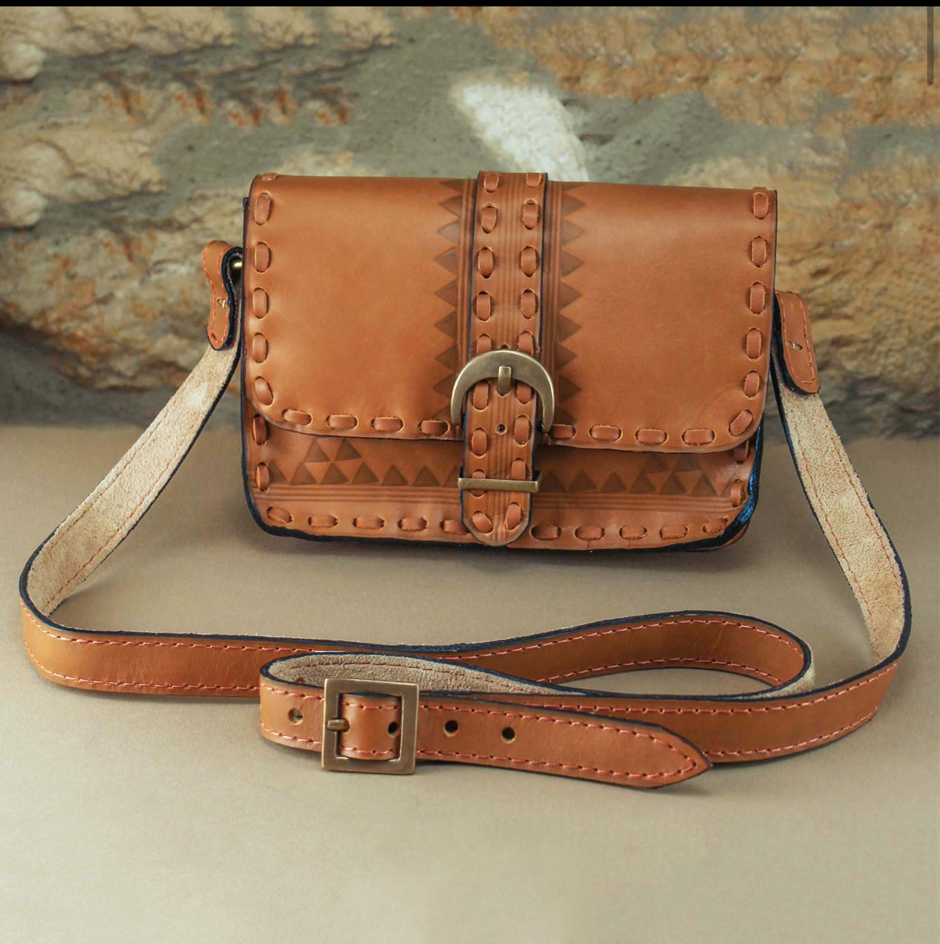 Ladies leather bag