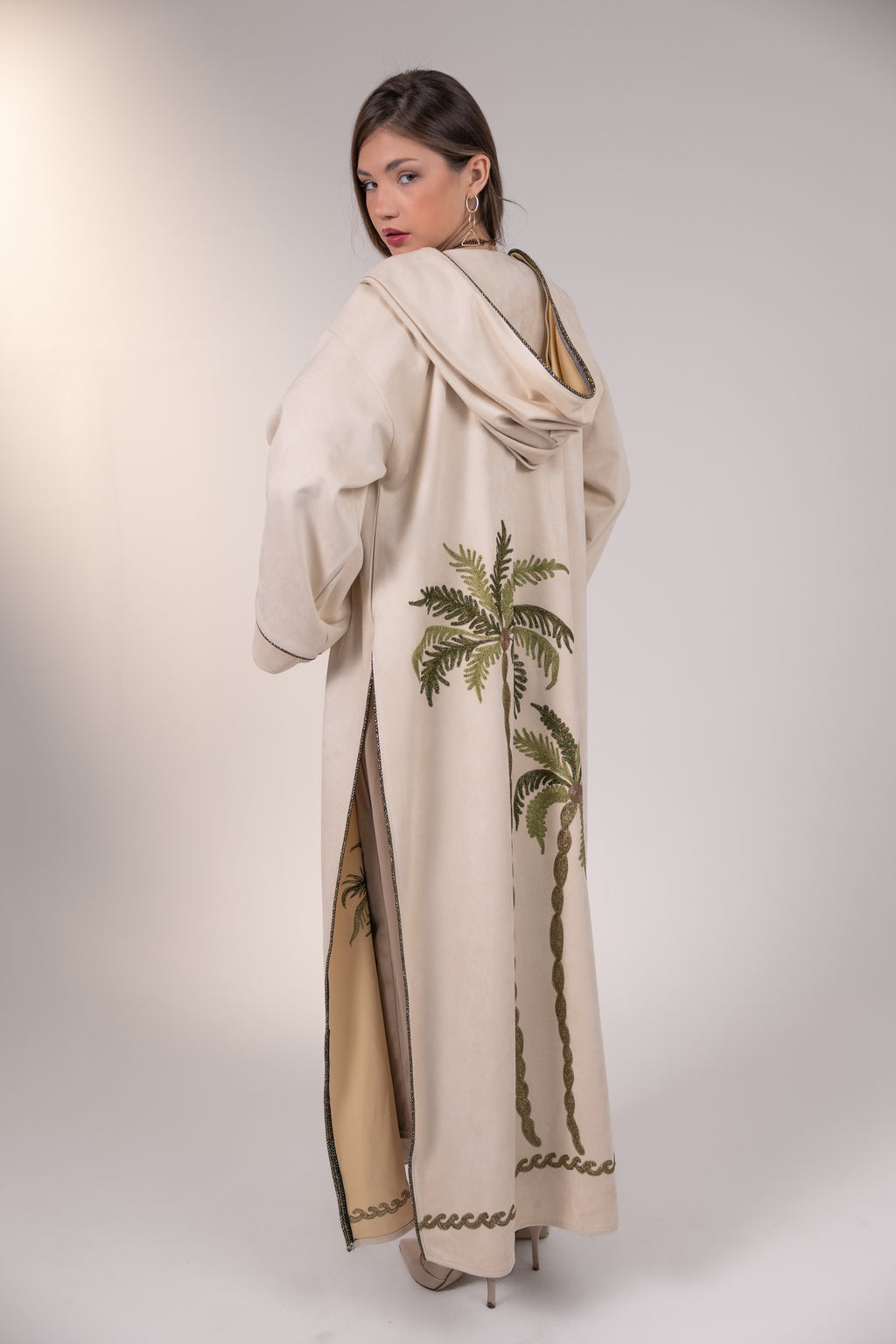 Feryal Kaftan in Off white