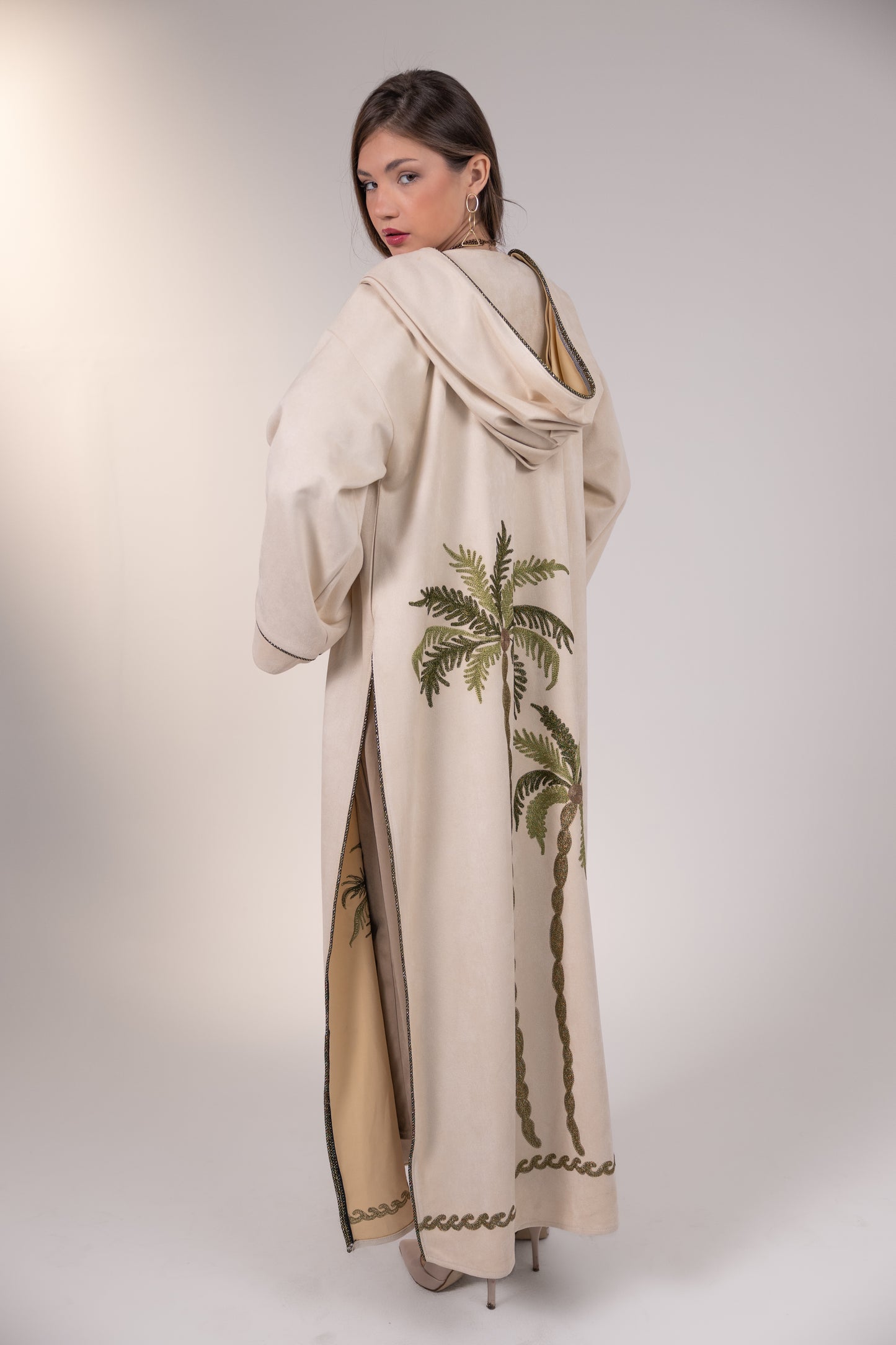 Feryal Kaftan in Off white