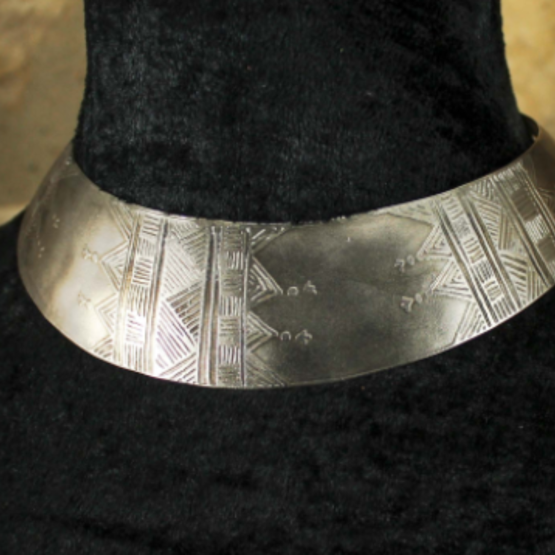 Brass choker