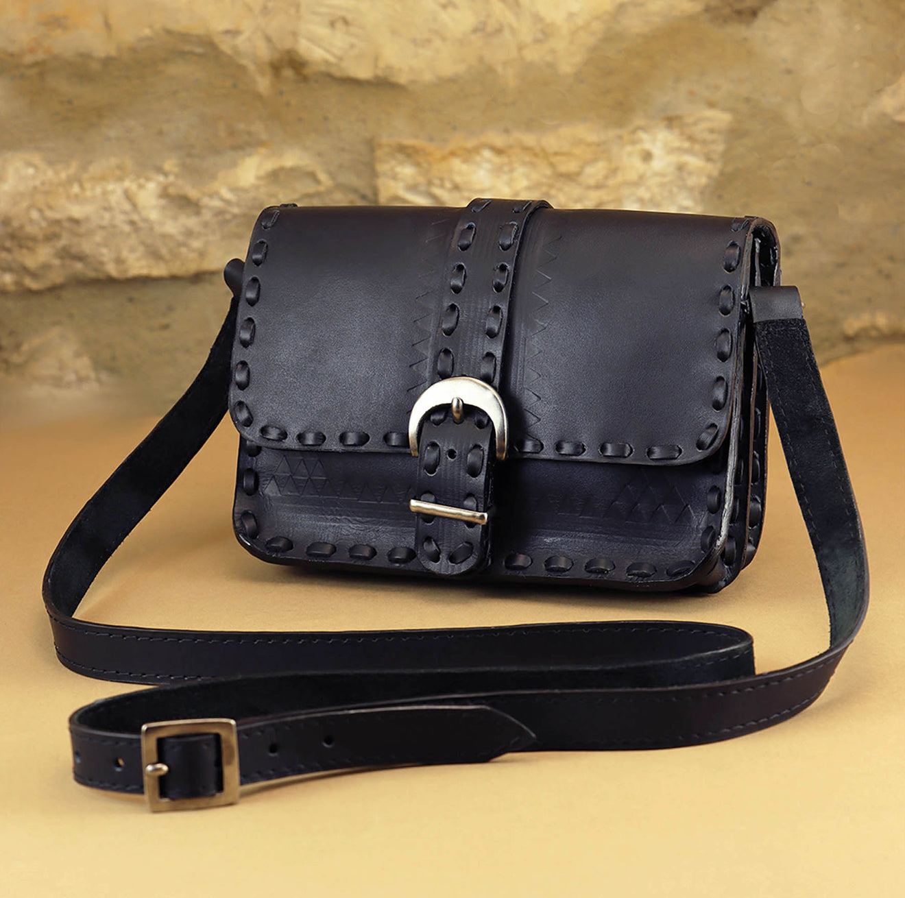 Ladies leather bag