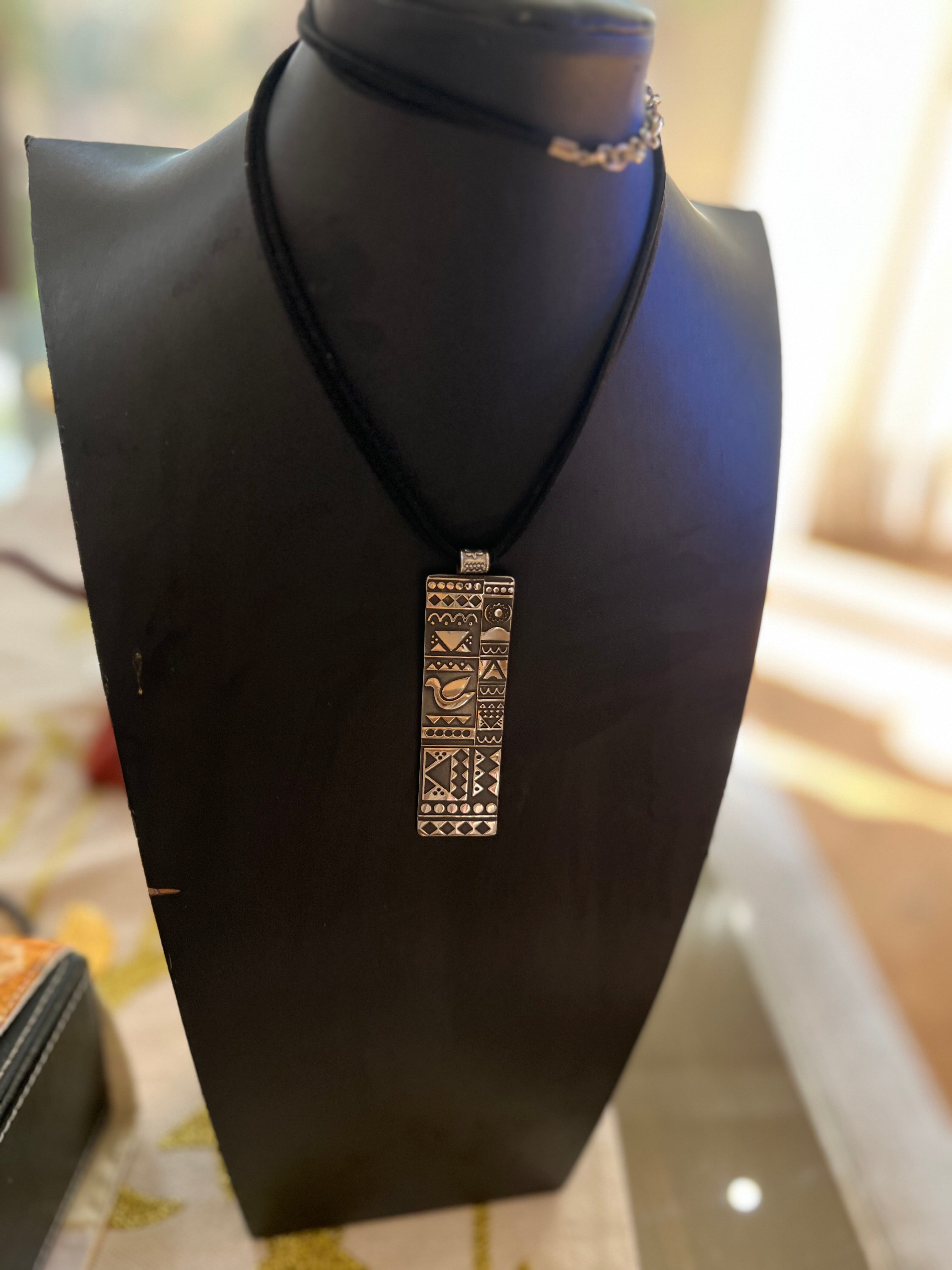Pharaonic pendant necklace