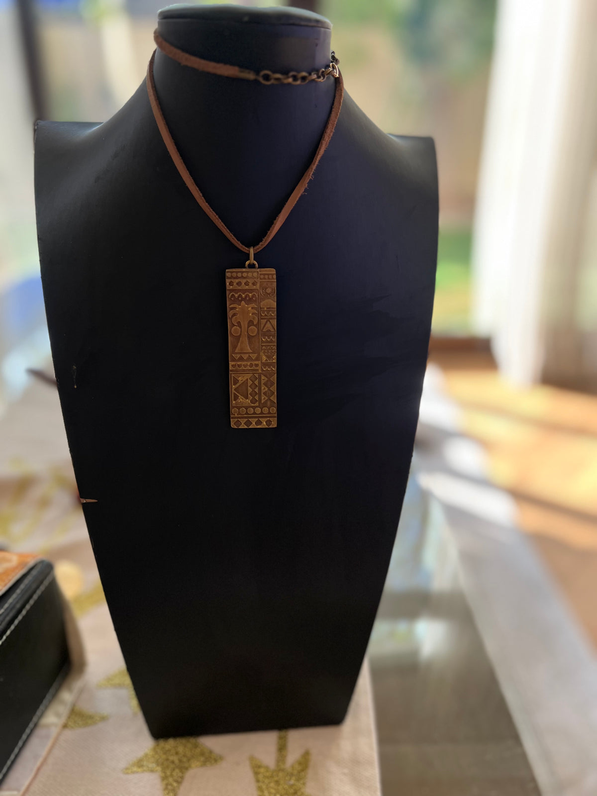 Pharaonic pendant necklace