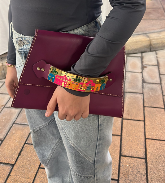 Handmade clutch with gold/silver plated handle