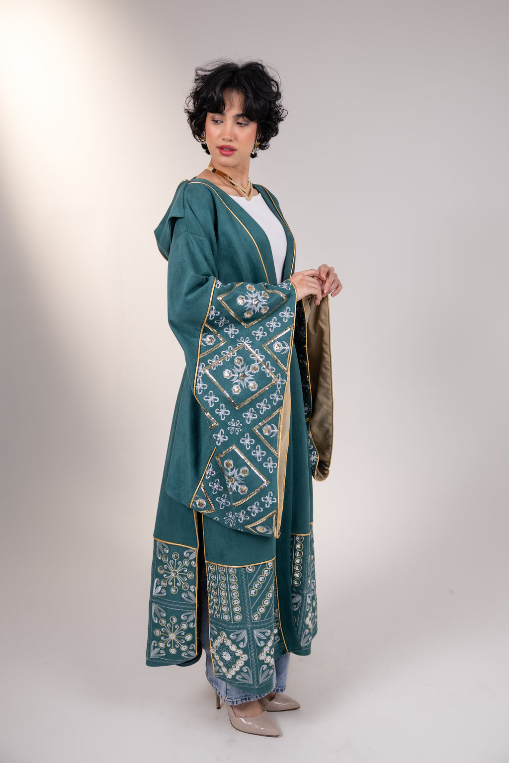 Tahia in Teal