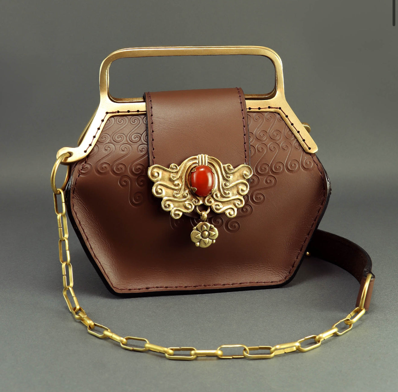 Carnelian Kite Leather bag