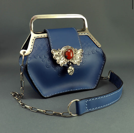 Carnelian Kite Leather bag