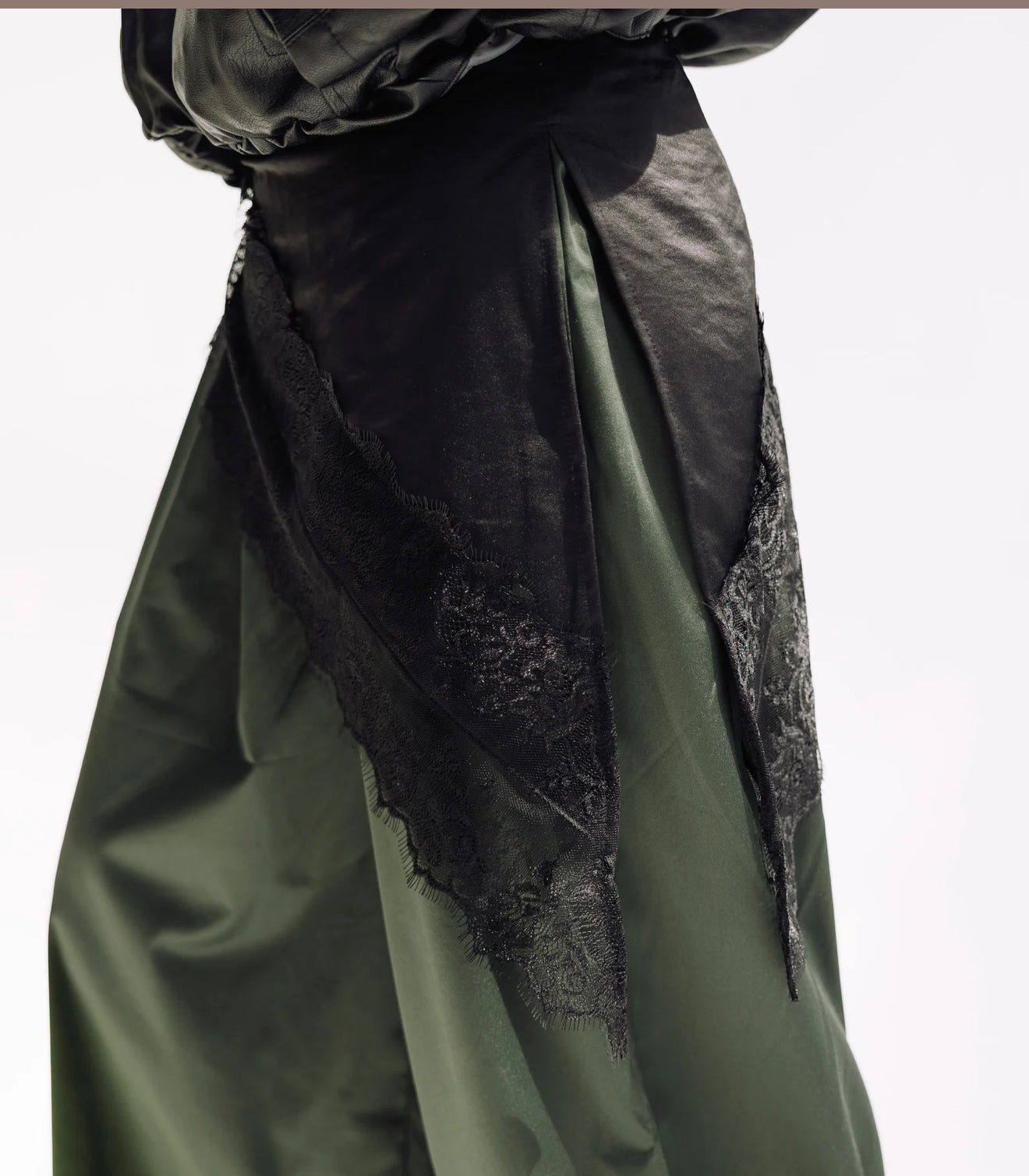 Skirt Belt