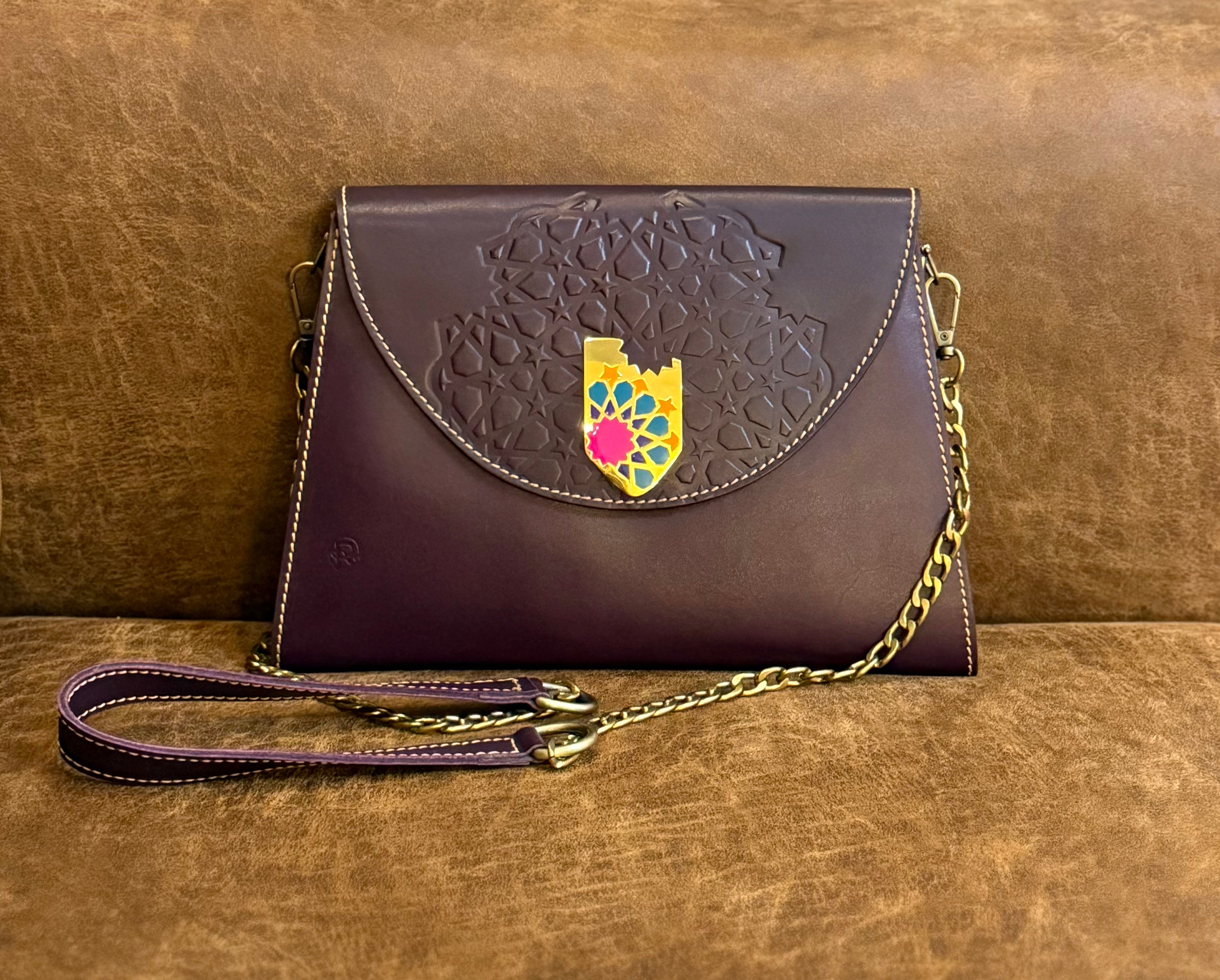 Arabic style clutch with strape