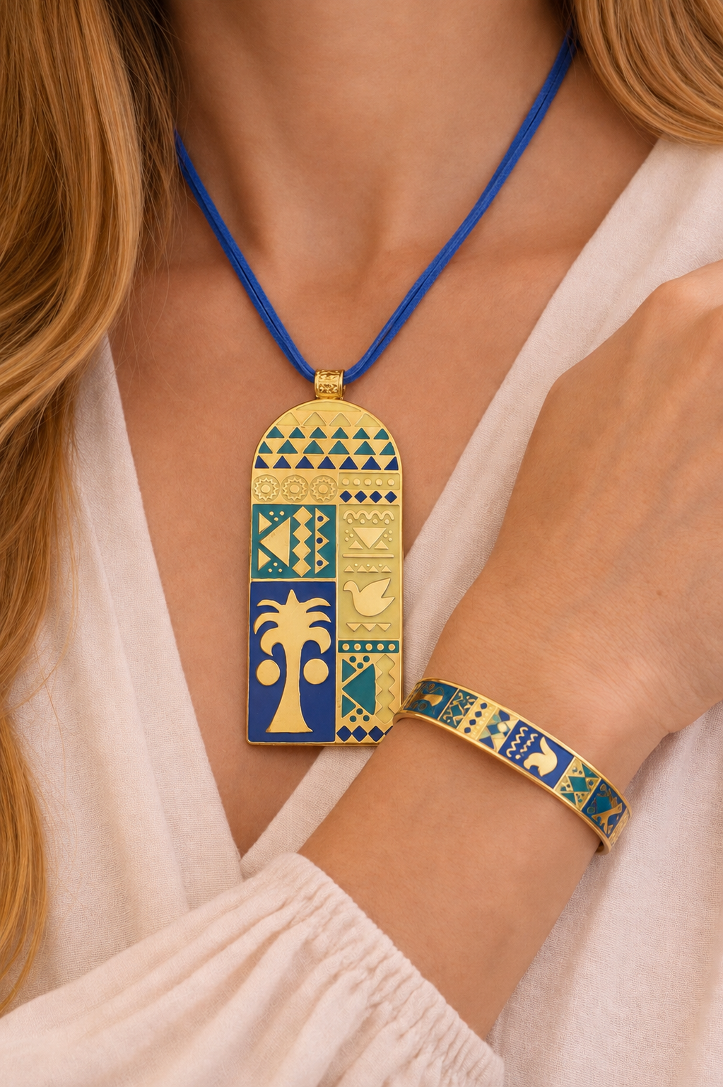 Nubian style pendant with leather necklace