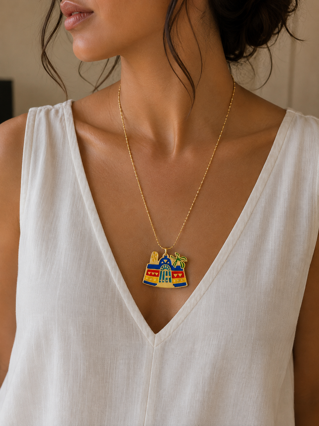 Nubian house thin necklace