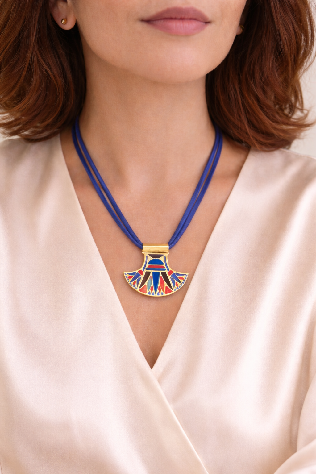 Lotus pendant necklace