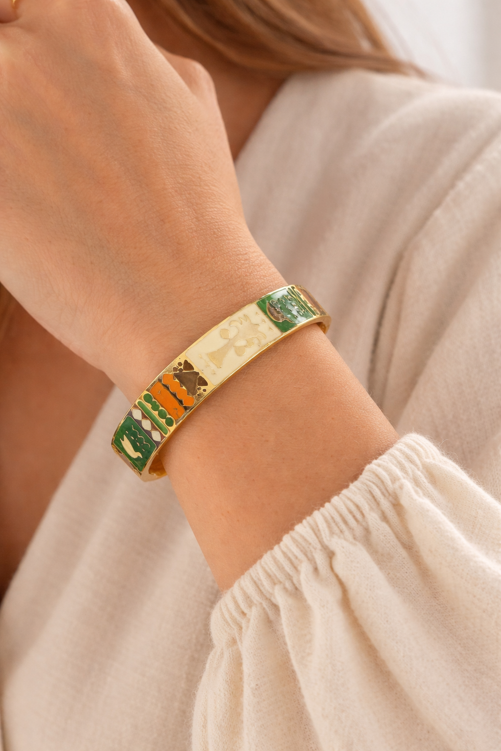 Nubian design thin bungle