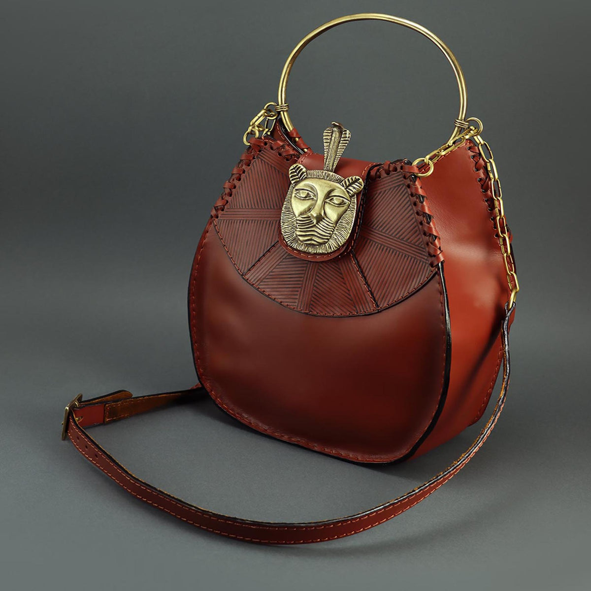 Sekhmet leather handbag