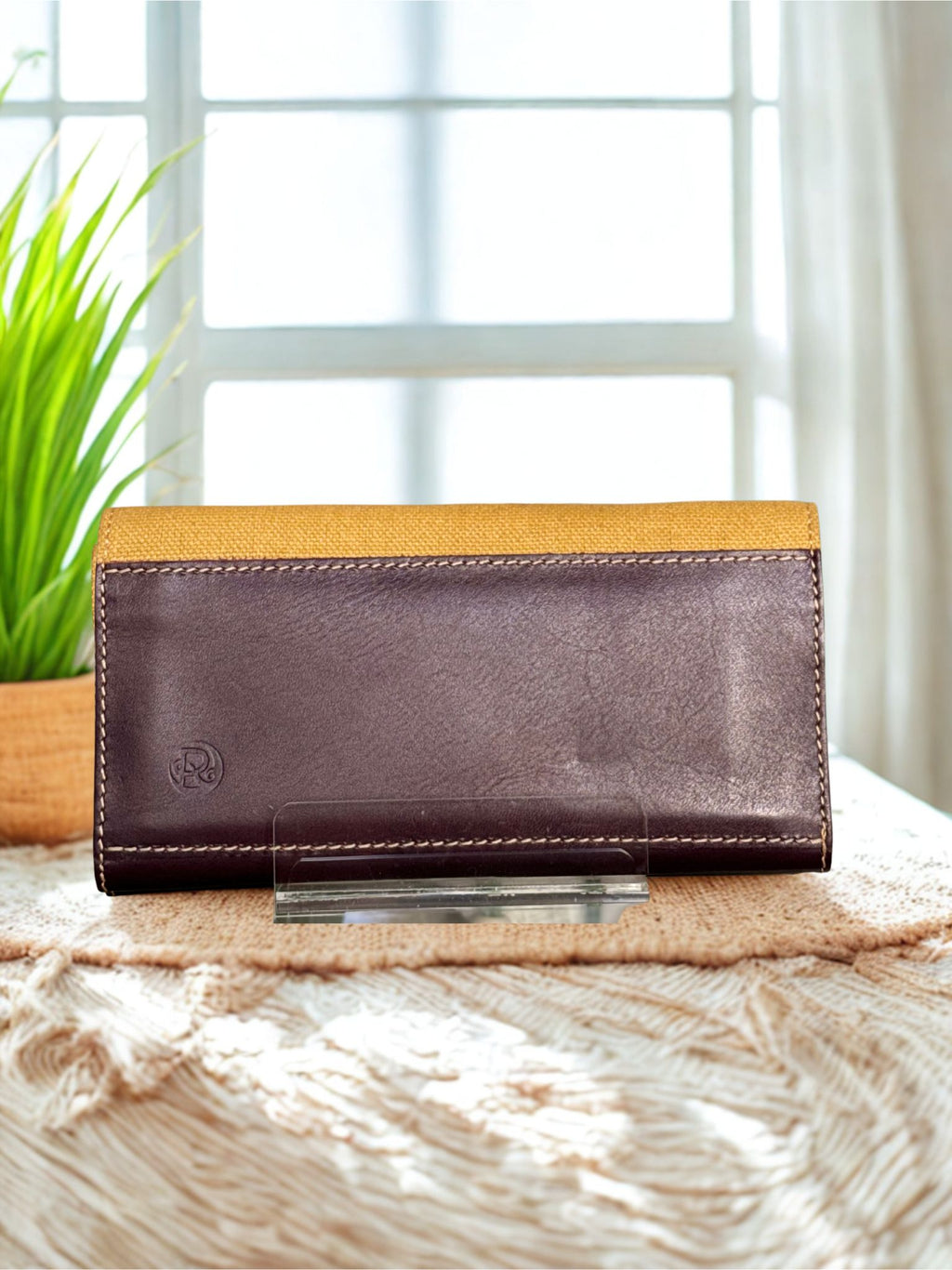 Genuine leather Embroidery handmade Wallet - Three folds