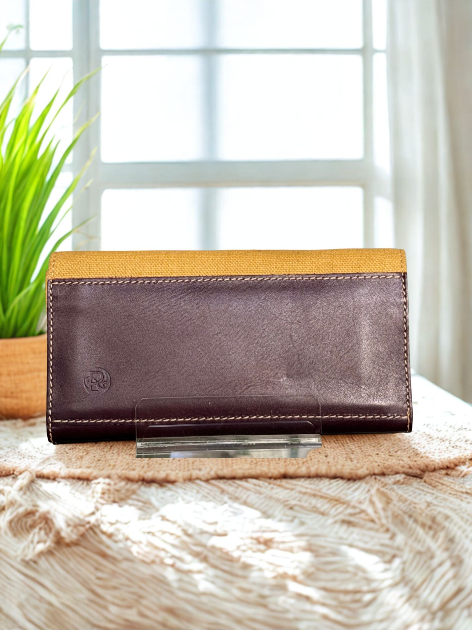 Genuine leather Embroidery handmade Wallet - Three folds