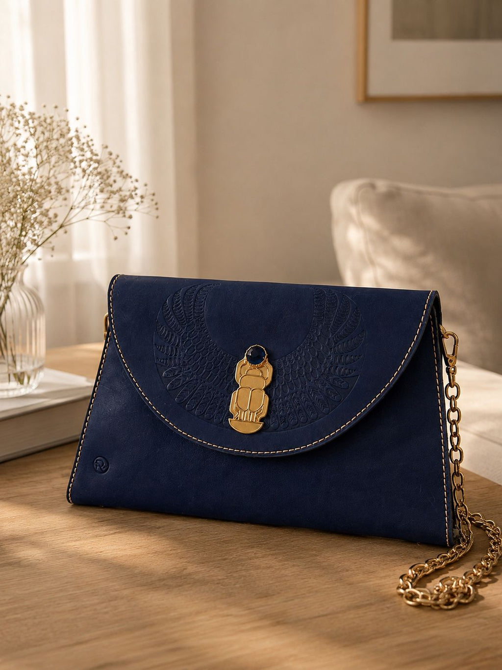 Egyptian Pharaonic Clutch with strape